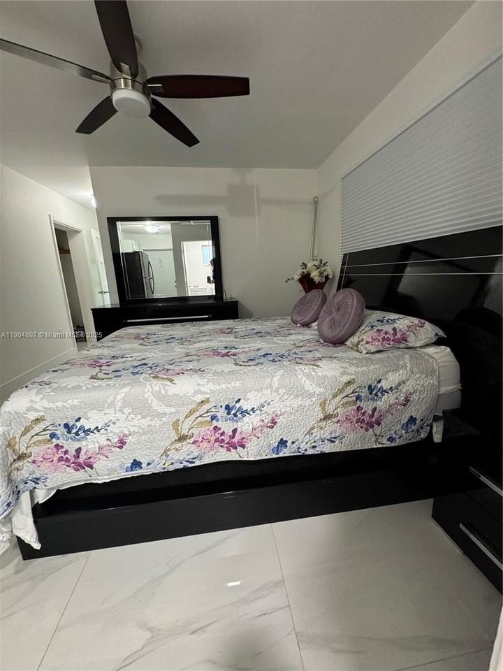 19035 Nw 11th Ct #10935 - Photo 2 of 11