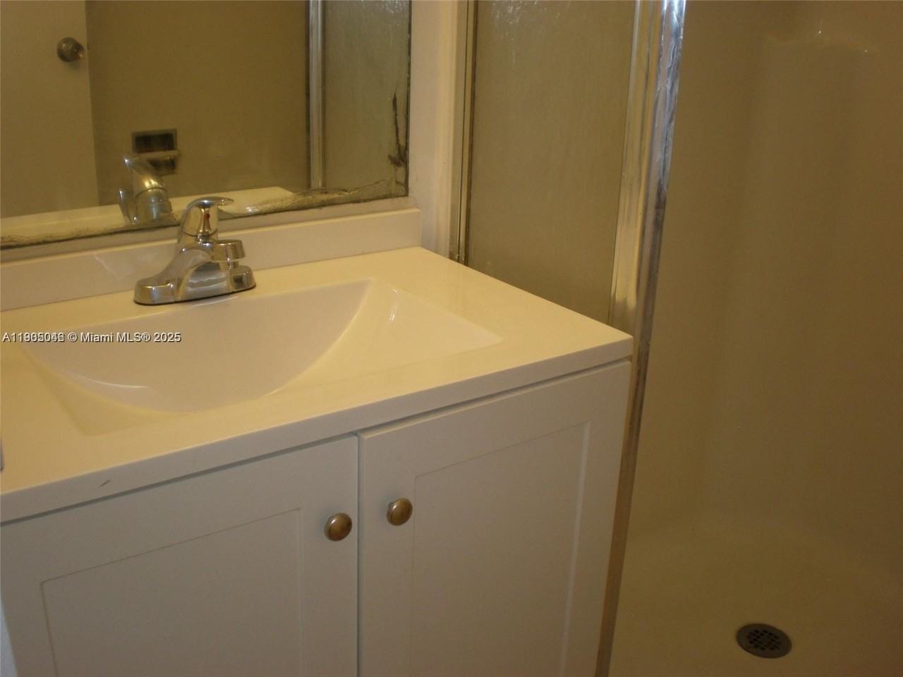 5855 Washington St #92 - Photo 4 of 10