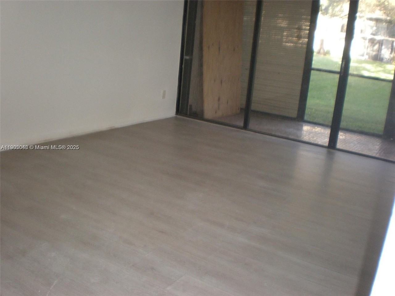 5855 Washington St #92 - Photo 7 of 10