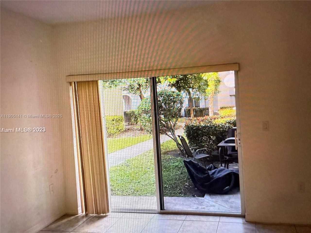 4932 Sw 140th Ter #1 - Photo 7 of 27