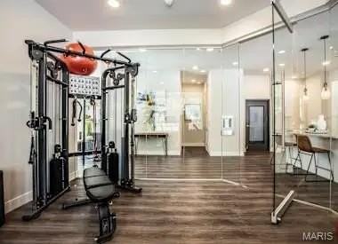 226 E Lockwood Ave #115 - Photo 7 of 27