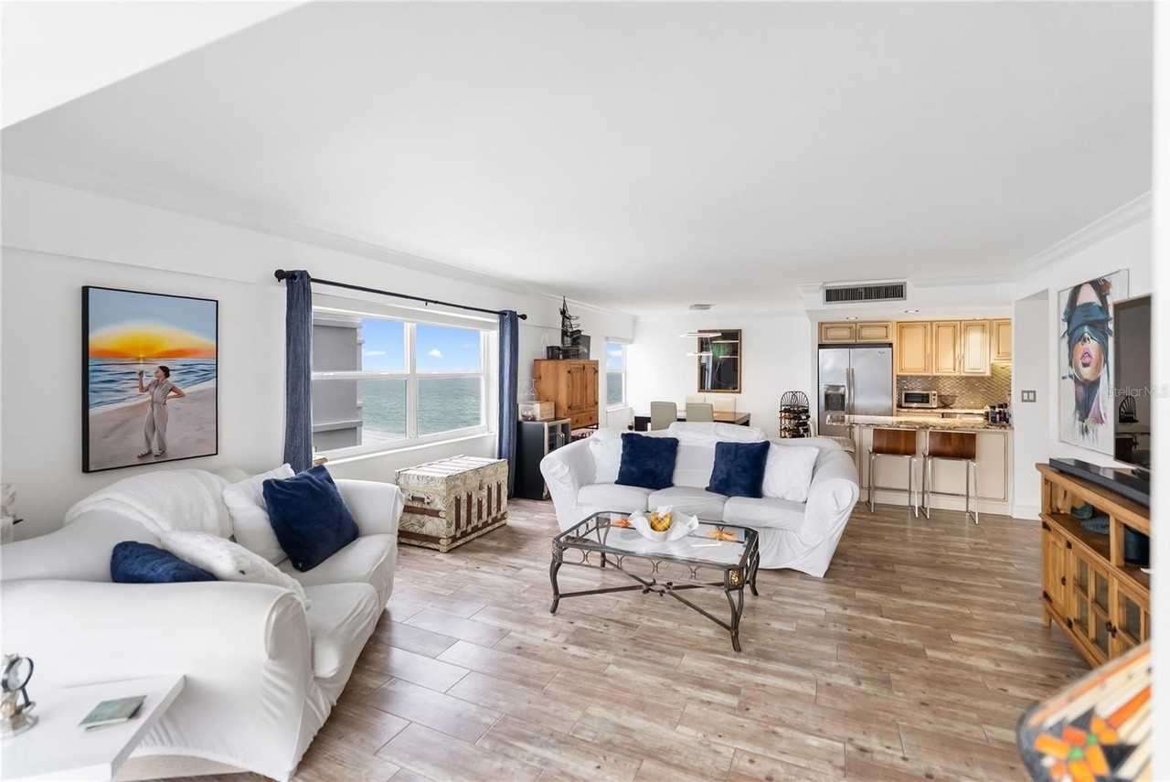 1750 Benjamin Franklin Dr #6G - Photo 4 of 50