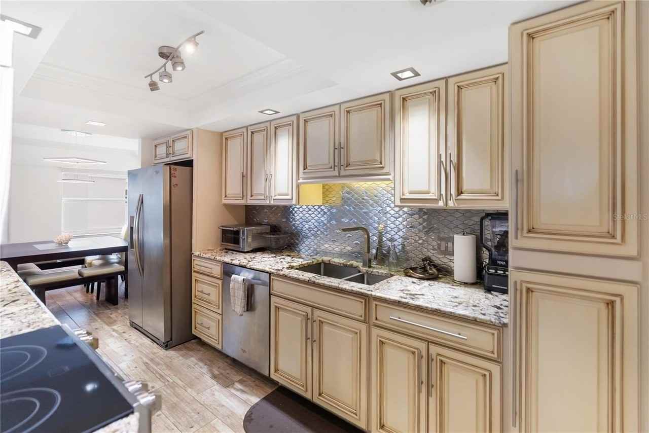 1750 Benjamin Franklin Dr #6G - Photo 6 of 50