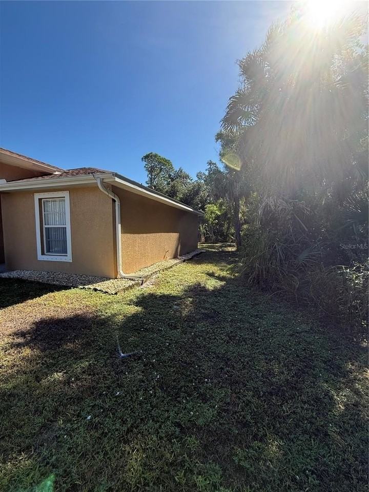 4688 Heather Ter - Photo 4 of 35