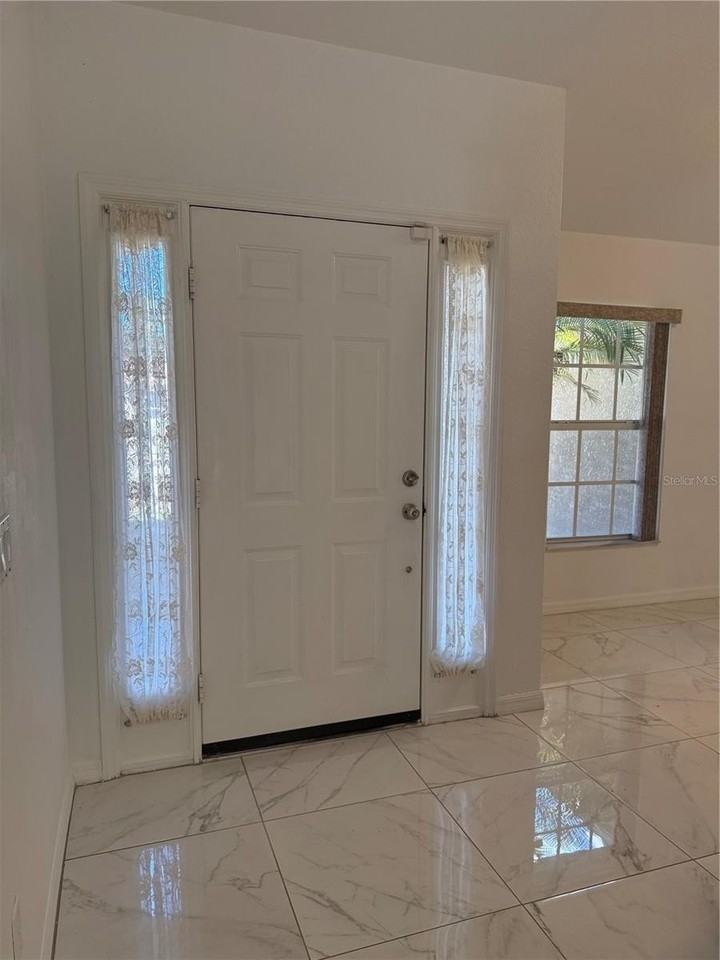 4688 Heather Ter - Photo 7 of 35