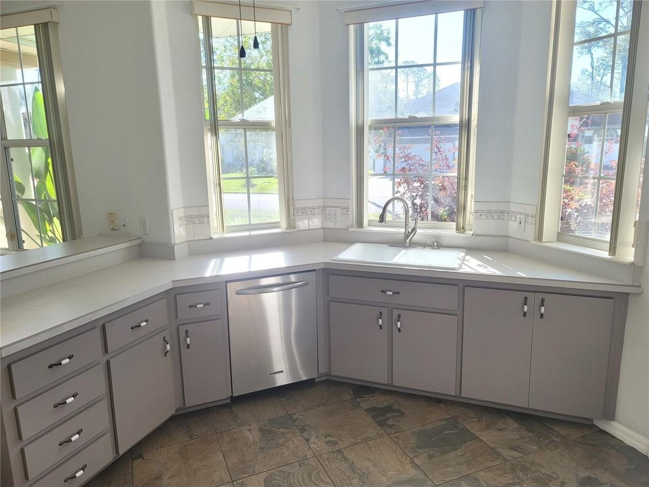 45 Barkwood Ln - Photo 7 of 28