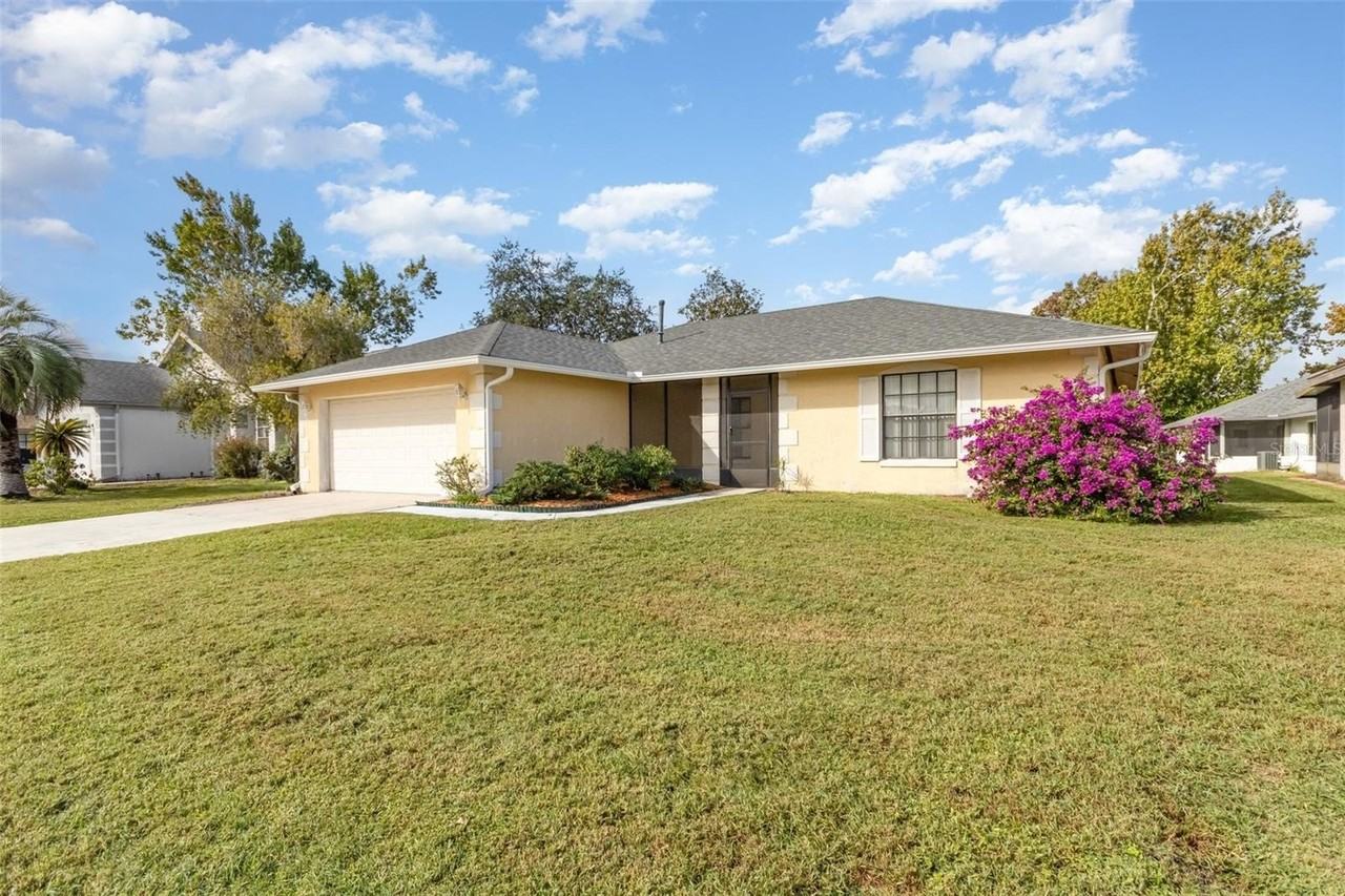 11714 Stamfield Dr - Photo 3 of 15