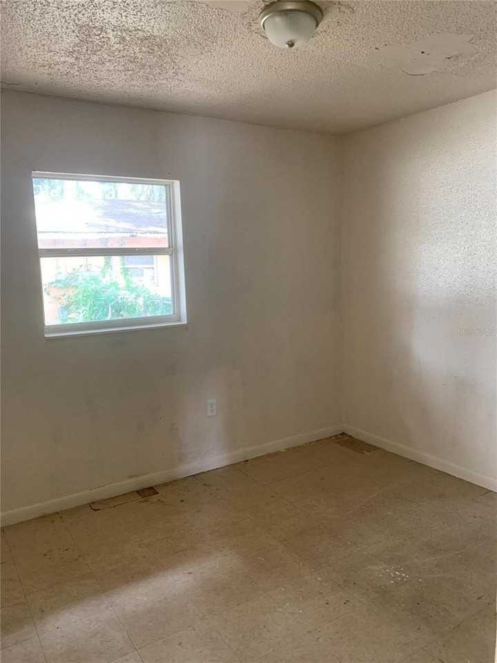 400 Terry St - Photo 7 of 7