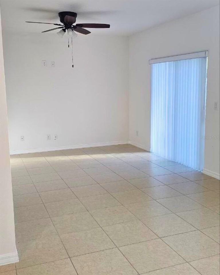 279 Williamson Dr - Photo 2 of 17