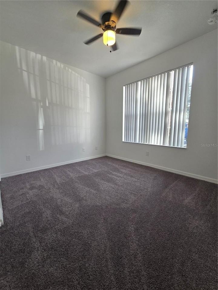 1713 Retreat Cir - Photo 5 of 18