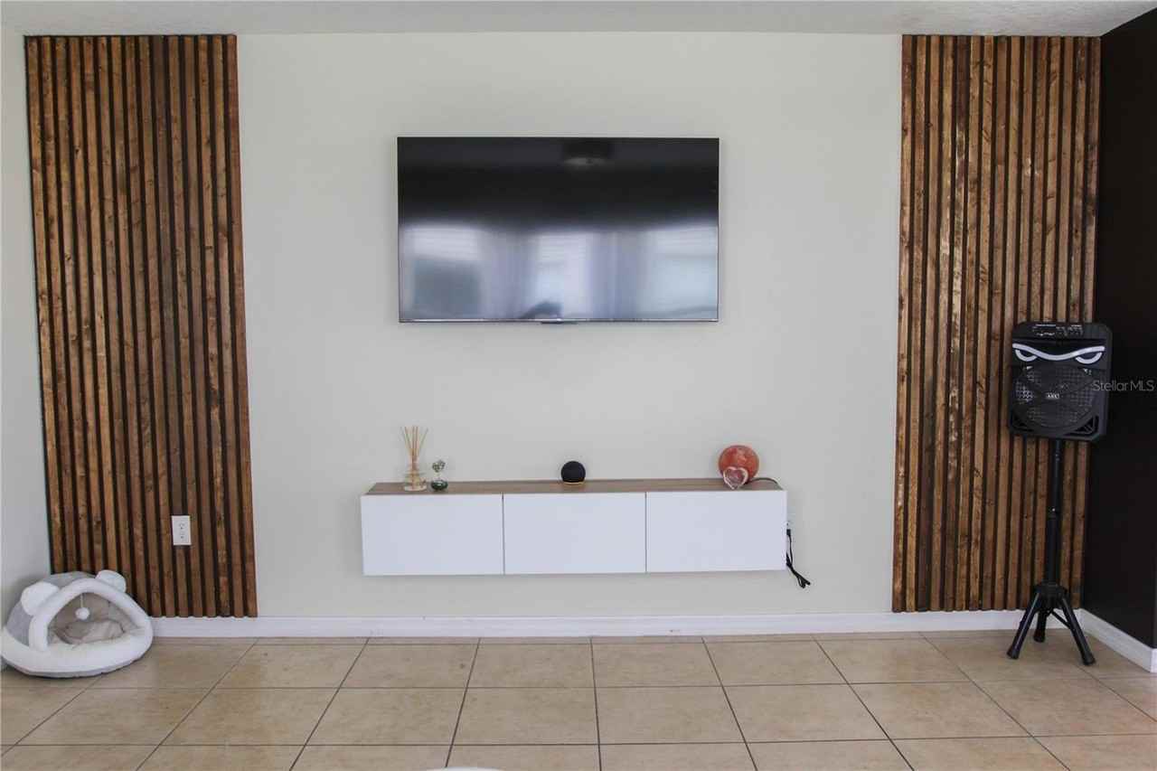 2575 Aventurine St - Photo 4 of 4