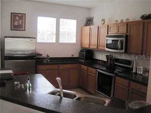 7351 Millstone St - Photo 3 of 15