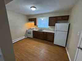 featured image of 726 W Roy Dr