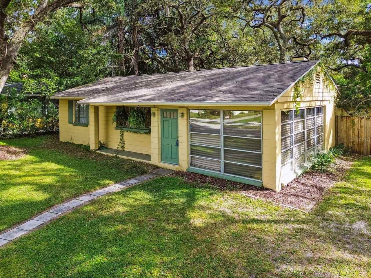 1001 East Fern Street - Photo 3 of 49