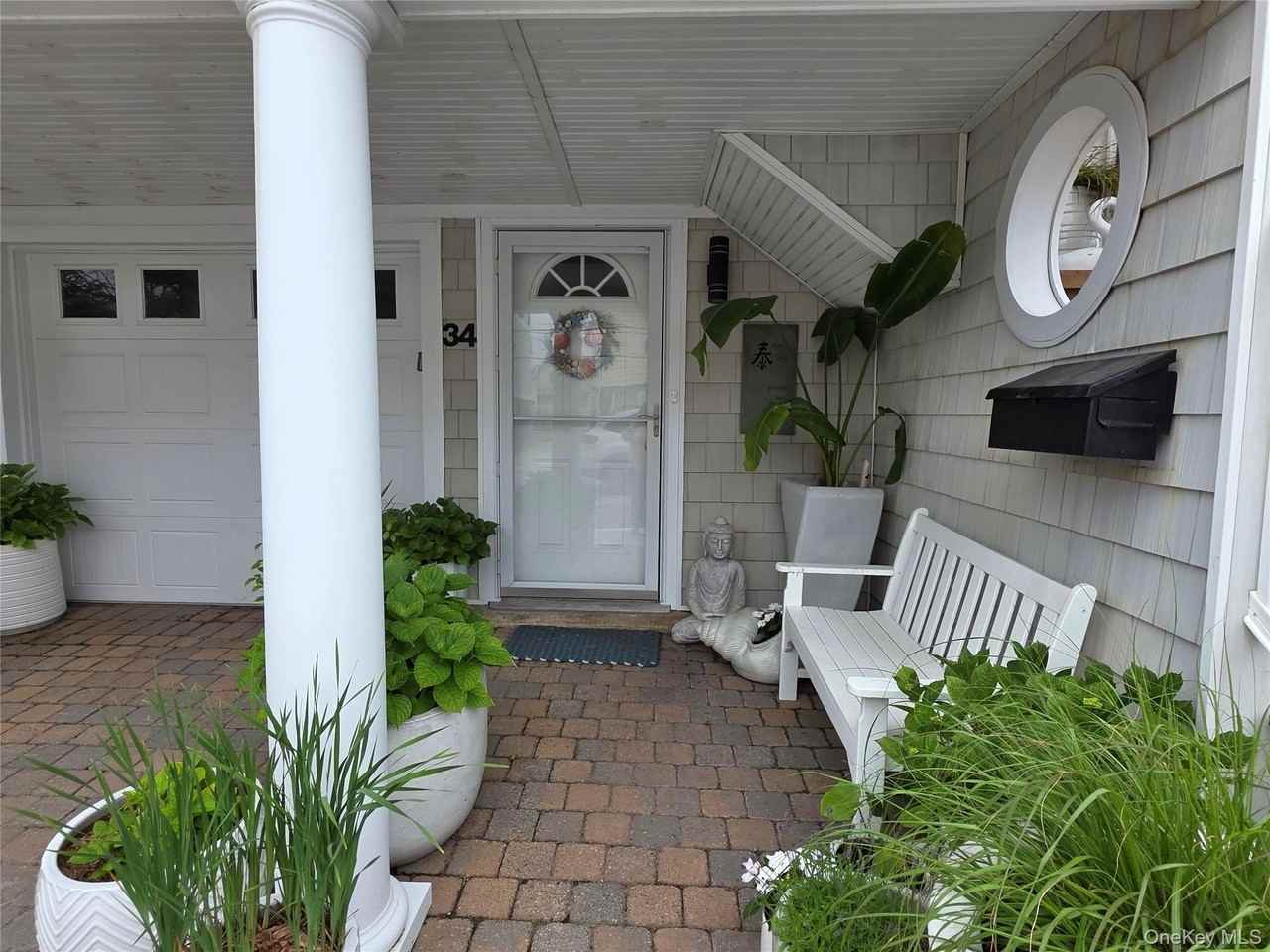 34 Trenton Ave #LOWER