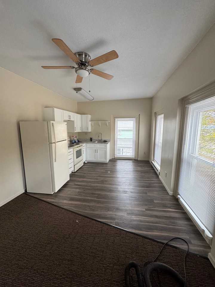 202 North Main Street - Photo 2 of 11