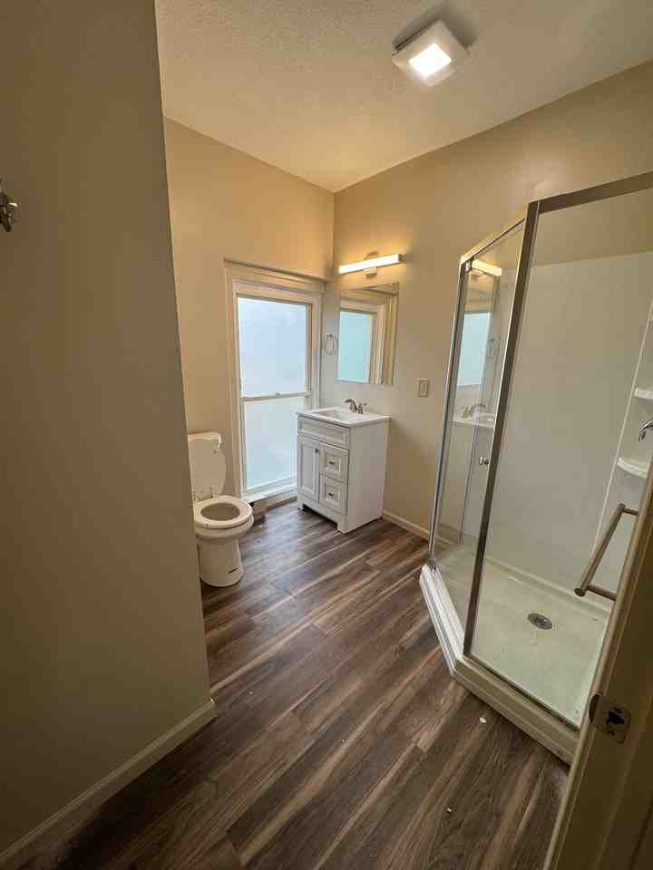 202 North Main Street - Photo 7 of 11