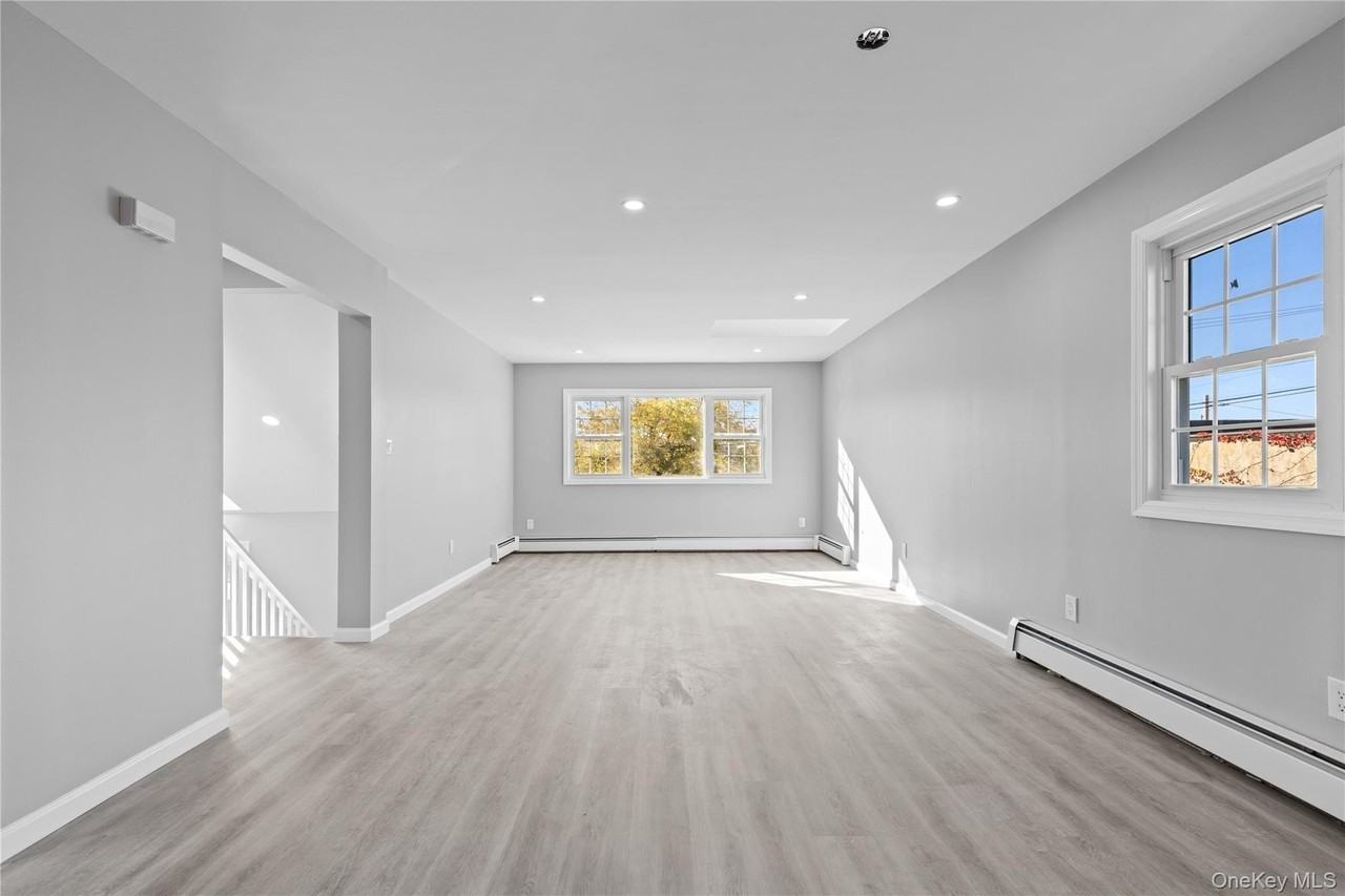 310 Lindell Blvd - Photo 5 of 29