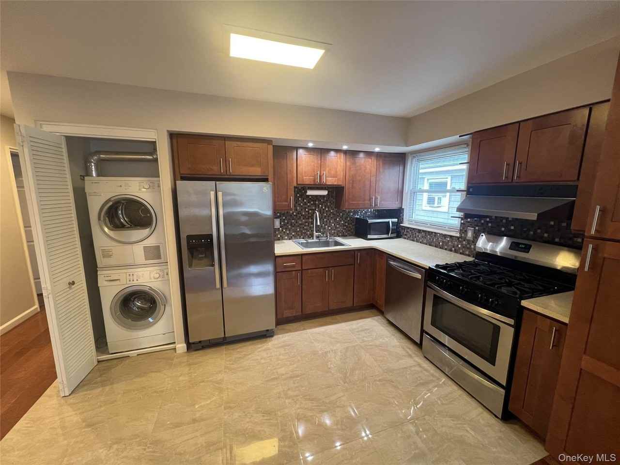 Killarney St - Photo 4 of 15