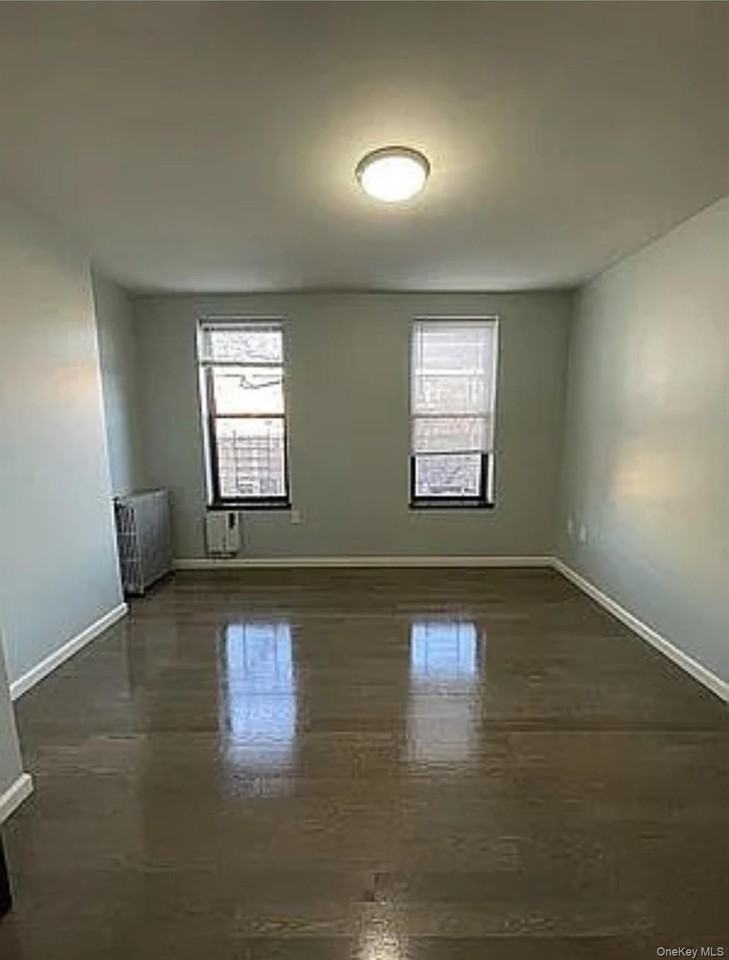 1856 Woodbine St - Photo 2 of 6