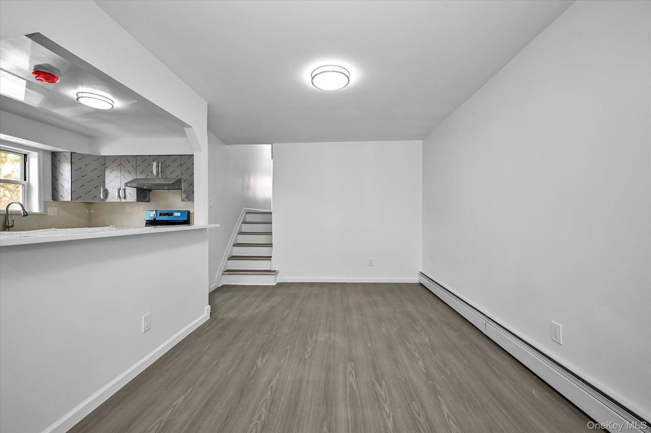 1684 W 9th St #2ndFL - Photo 5 of 19