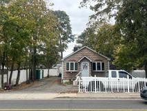 178 Commack Rd - Photo 1 of 1