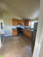 featured image of 18 3rd Ave #A