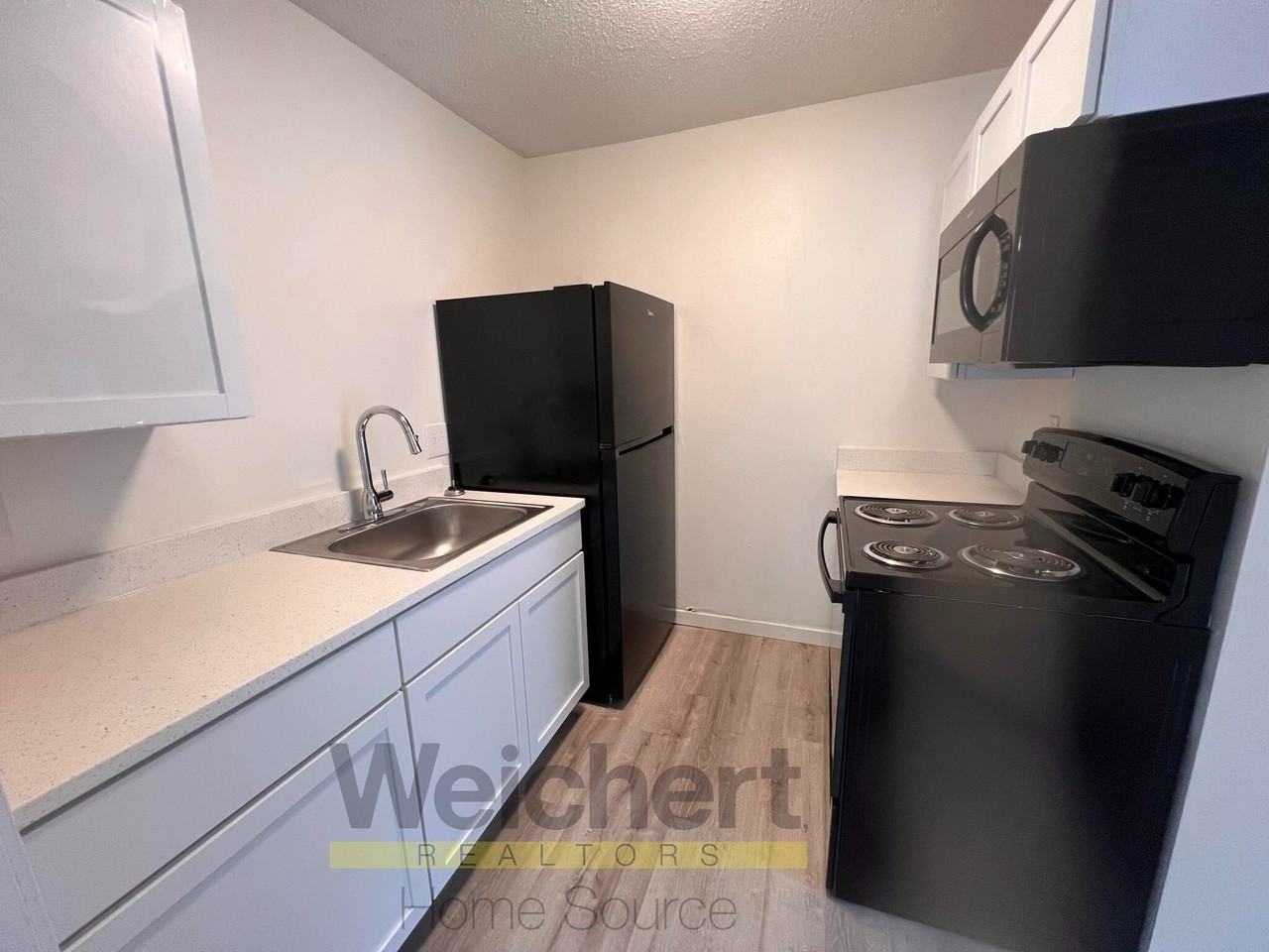 1308 South 7th Street - Photo 3 of 7