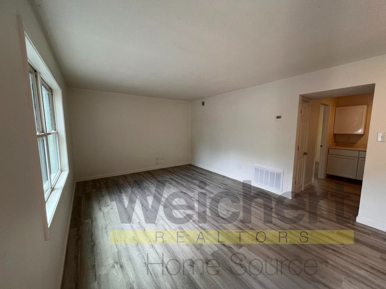 1308 South 7th Street - Photo 4 of 7