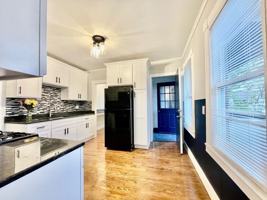 featured image of 119 Revere St #3