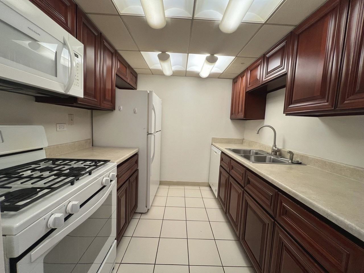 228 E Bailey Rd #H - Photo 7 of 16