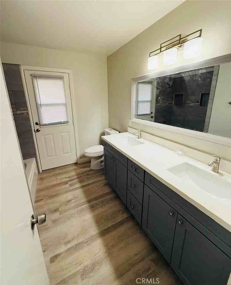 1682 Colfax Way - Photo 5 of 7