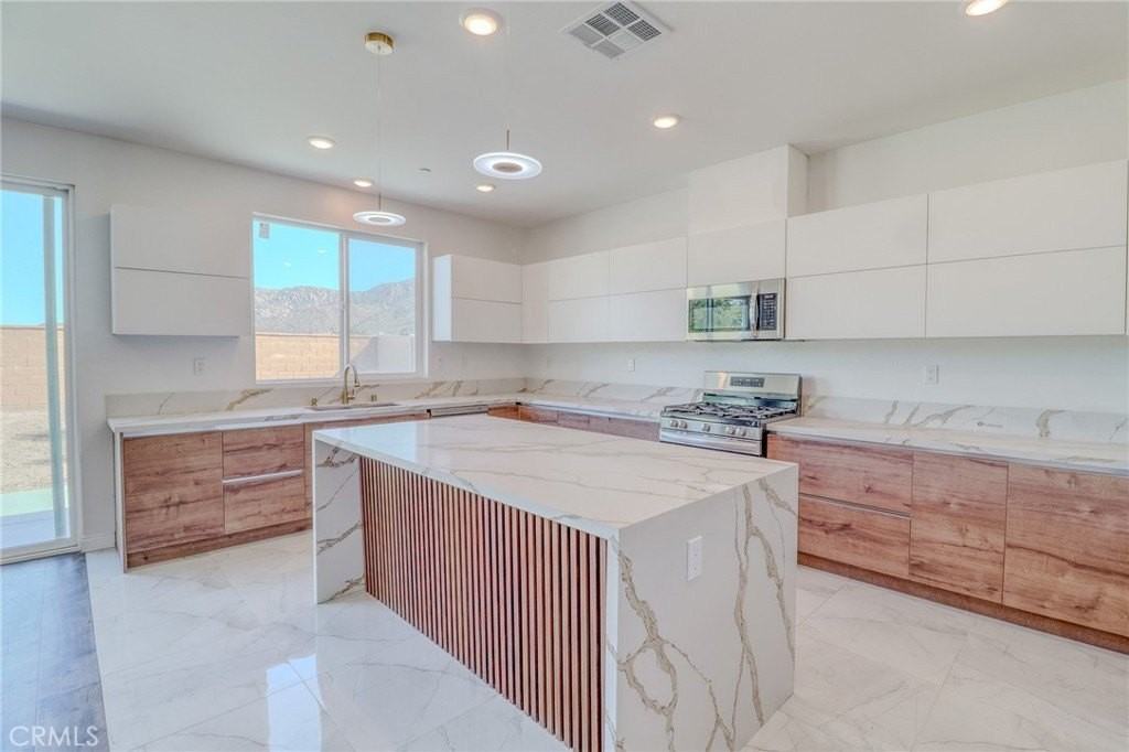 14424 Buvan Ct - Photo 7 of 27