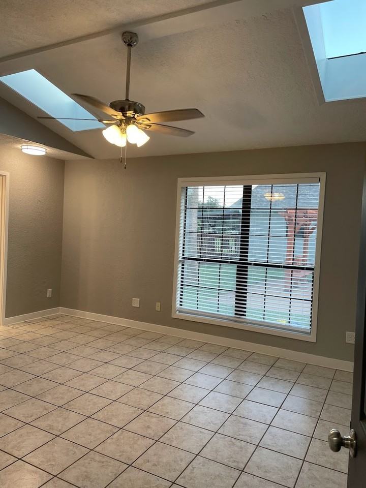 Park Place Apartments - Photo 5 of 21