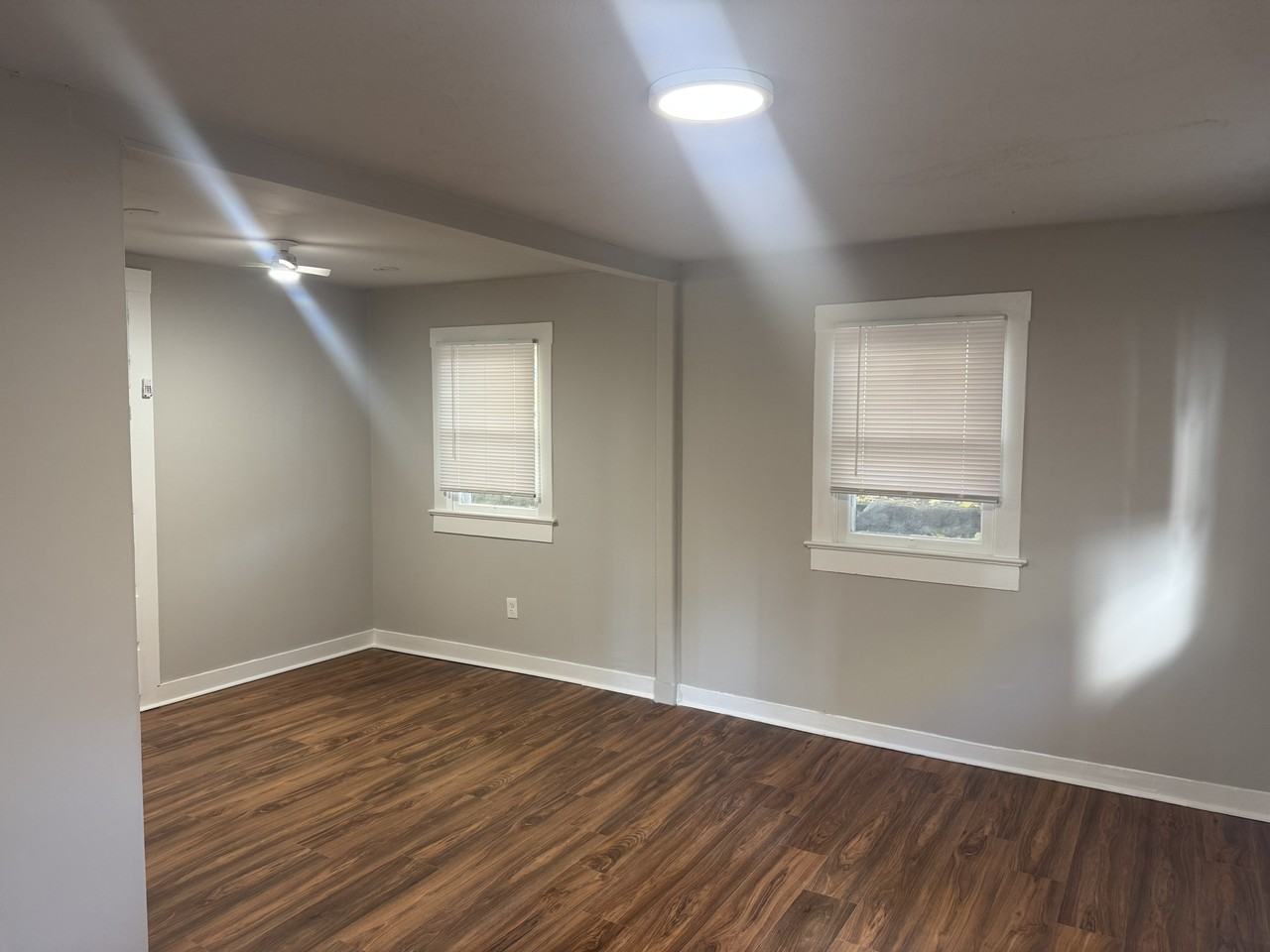 724 Northwest Georgia Avenue - Photo 2 of 6