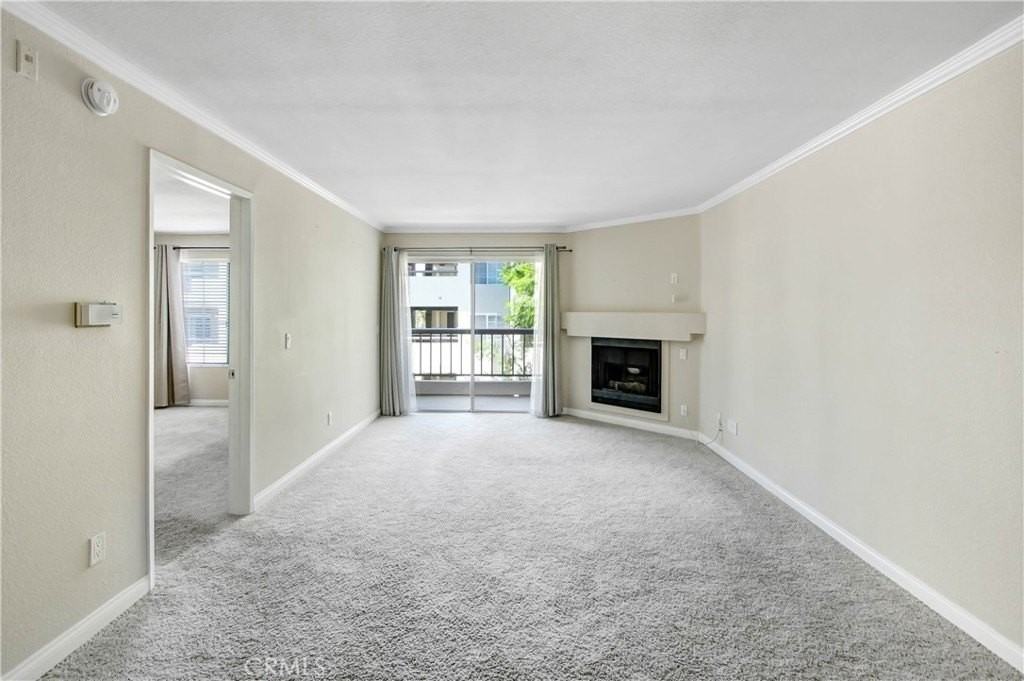 5540 Owensmouth Ave #223 - Photo 2 of 11