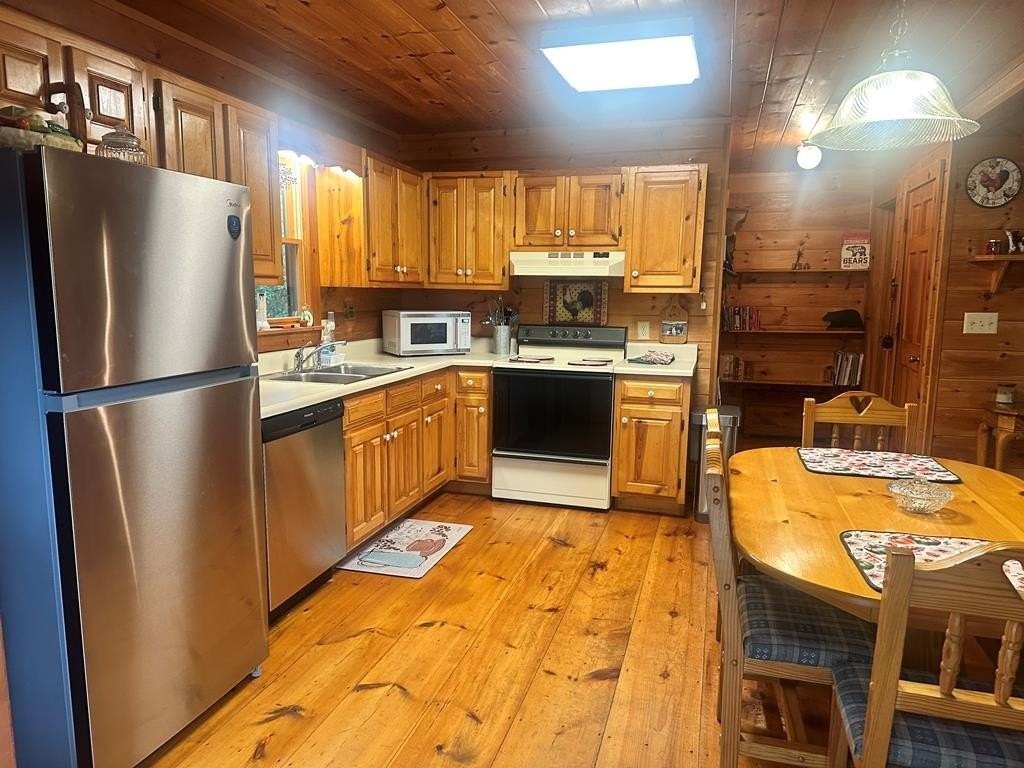 122 N Riverview Ln - Photo 6 of 30