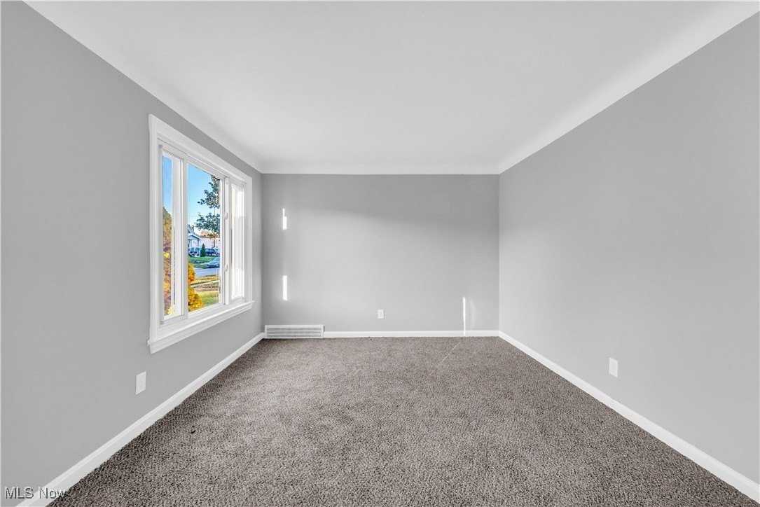 3424 Fortune Avenue - Photo 3 of 26