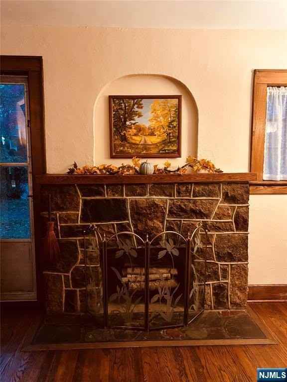 211 Washington Street - Photo 6 of 12