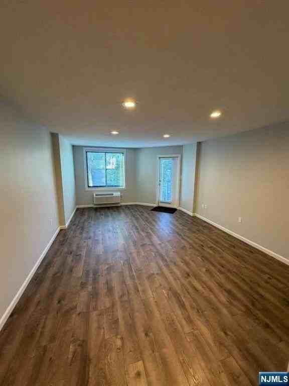 115 Polifly Rd - Photo 4 of 10