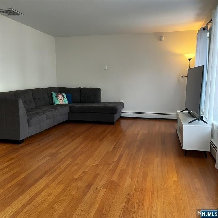 454 Westview Place - Photo 5 of 9