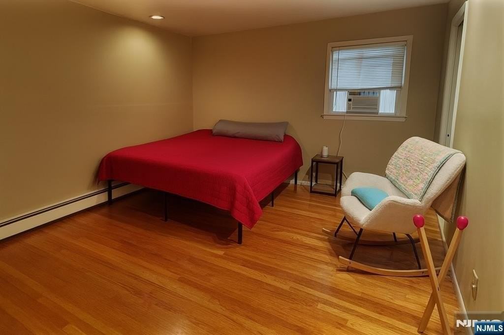 454 Westview Place - Photo 7 of 9