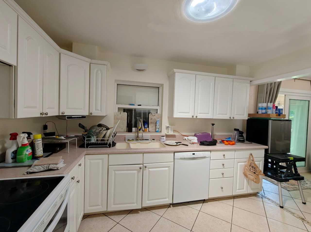 2305 Northwest 48th Terrace - Photo 7 of 19