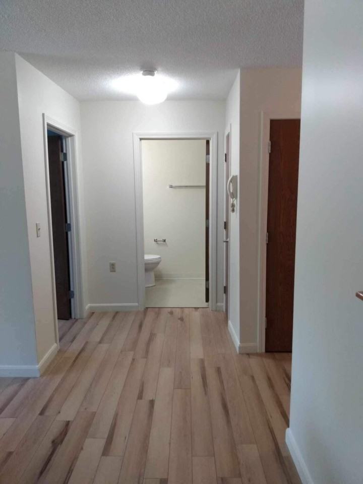 Jenkins Heights - Photo 4 of 38