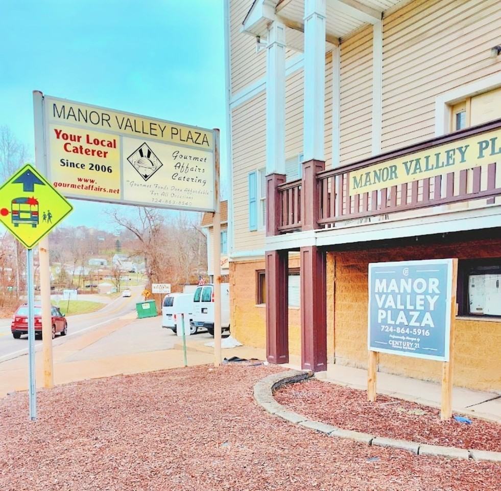 Manor Valley Plaza - Photo 3 of 10