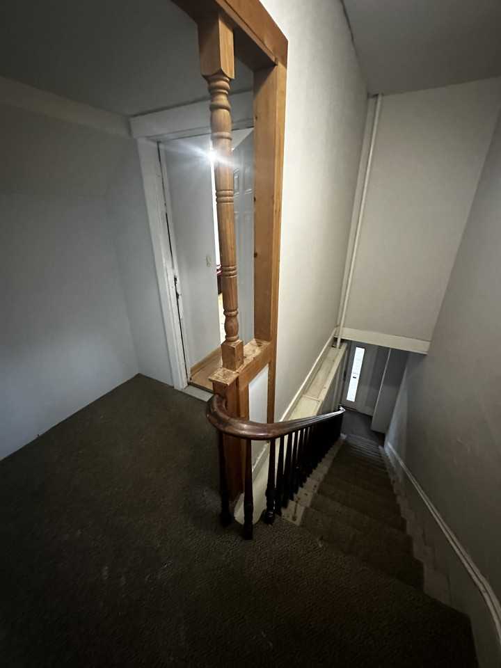 42 Arlington st - Photo 2 of 15