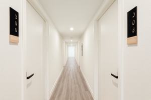 featured image of 1312 North Mariposa Avenue