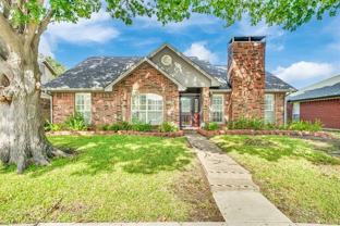 2313 Lancecrest Dr - Photo 1 of 1