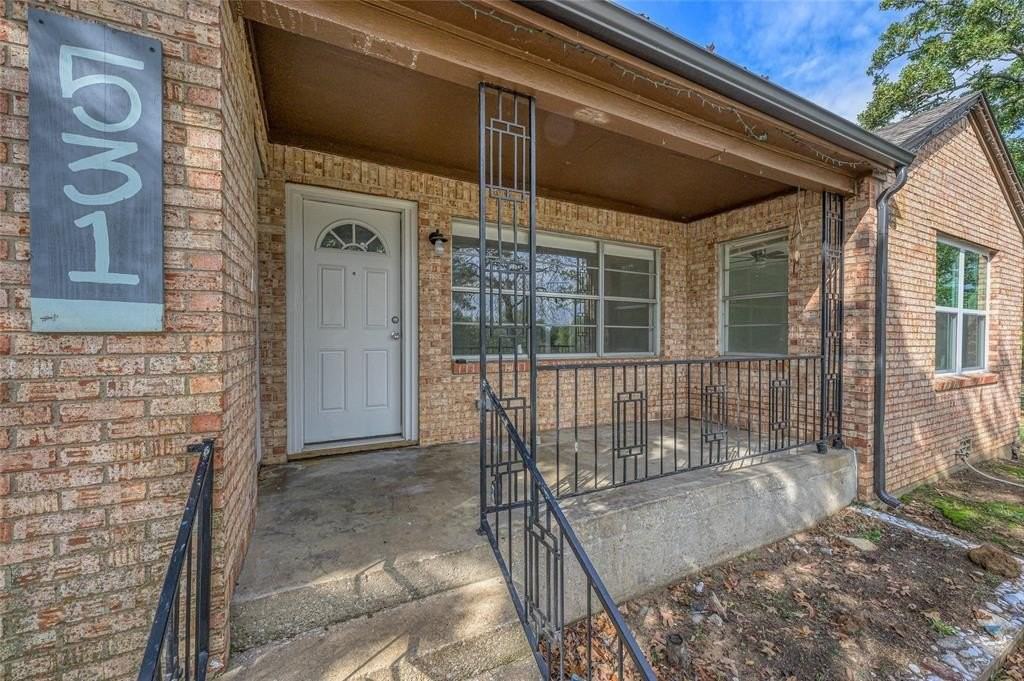 531 Coe Lane - Photo 2 of 28