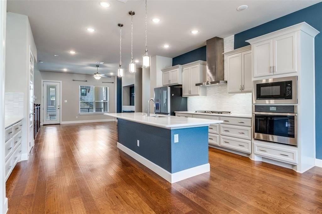 8218 Laflin Lane - Photo 7 of 20